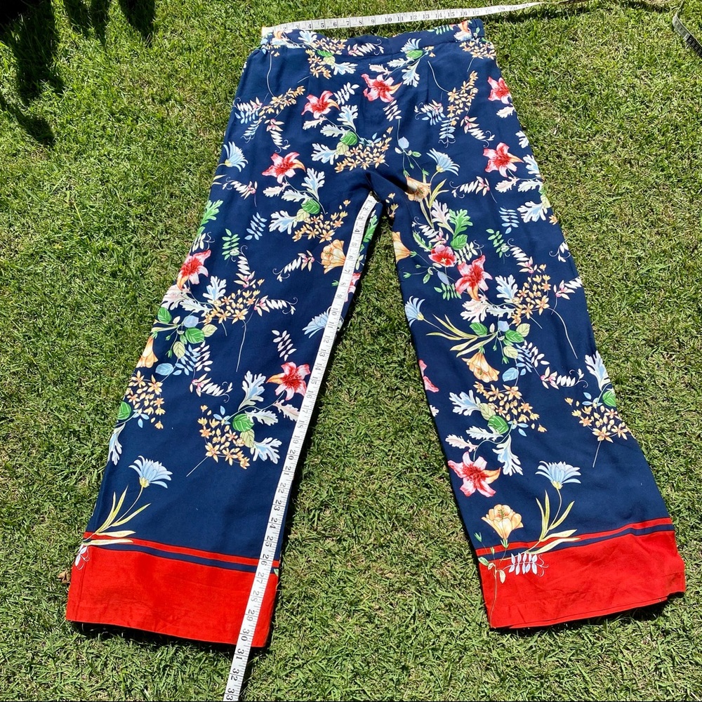 Like New Floral Wide Leg Pant - Picture 3 of 9